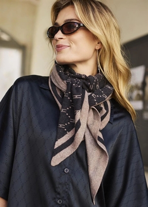 Hype The Detail triangle scarf Beige/Black 